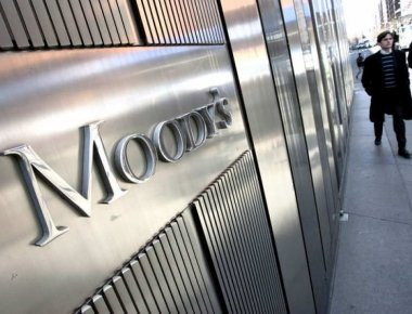 Οίκος Moody's: Πρόκληση για τις ελληνικές τράπεζες η χρηματοδότηση και η ρευστότητα